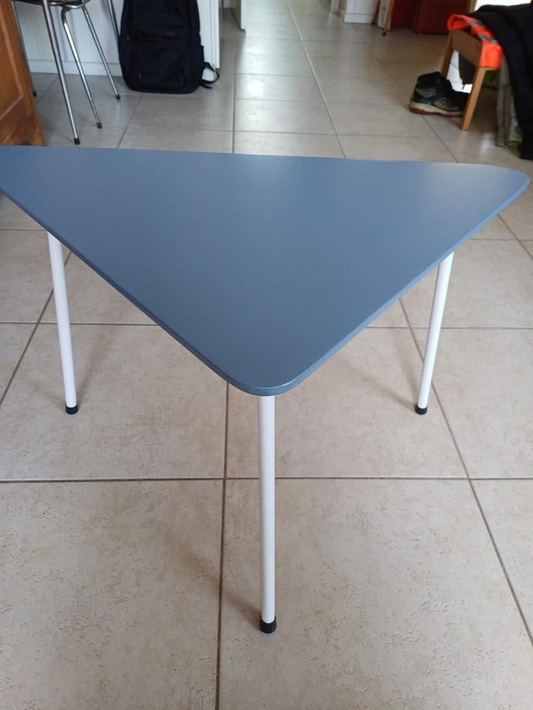 Vintage Bijzettafel Driehoek Jaren 60/70 Jeans Blauw, 45 tot 60 cm, Overige materialen, Ophalen of Verzenden, Zo goed als nieuw