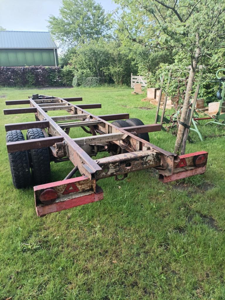 Onderstel te koop, Ophalen, Transport
