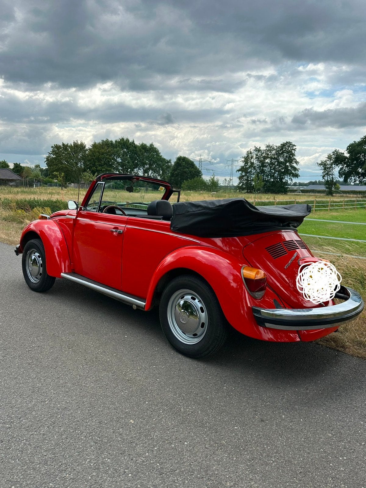 VW Kever Cabrio met Chauffeur te Huur voor elke gelegenheid, Met chauffeur