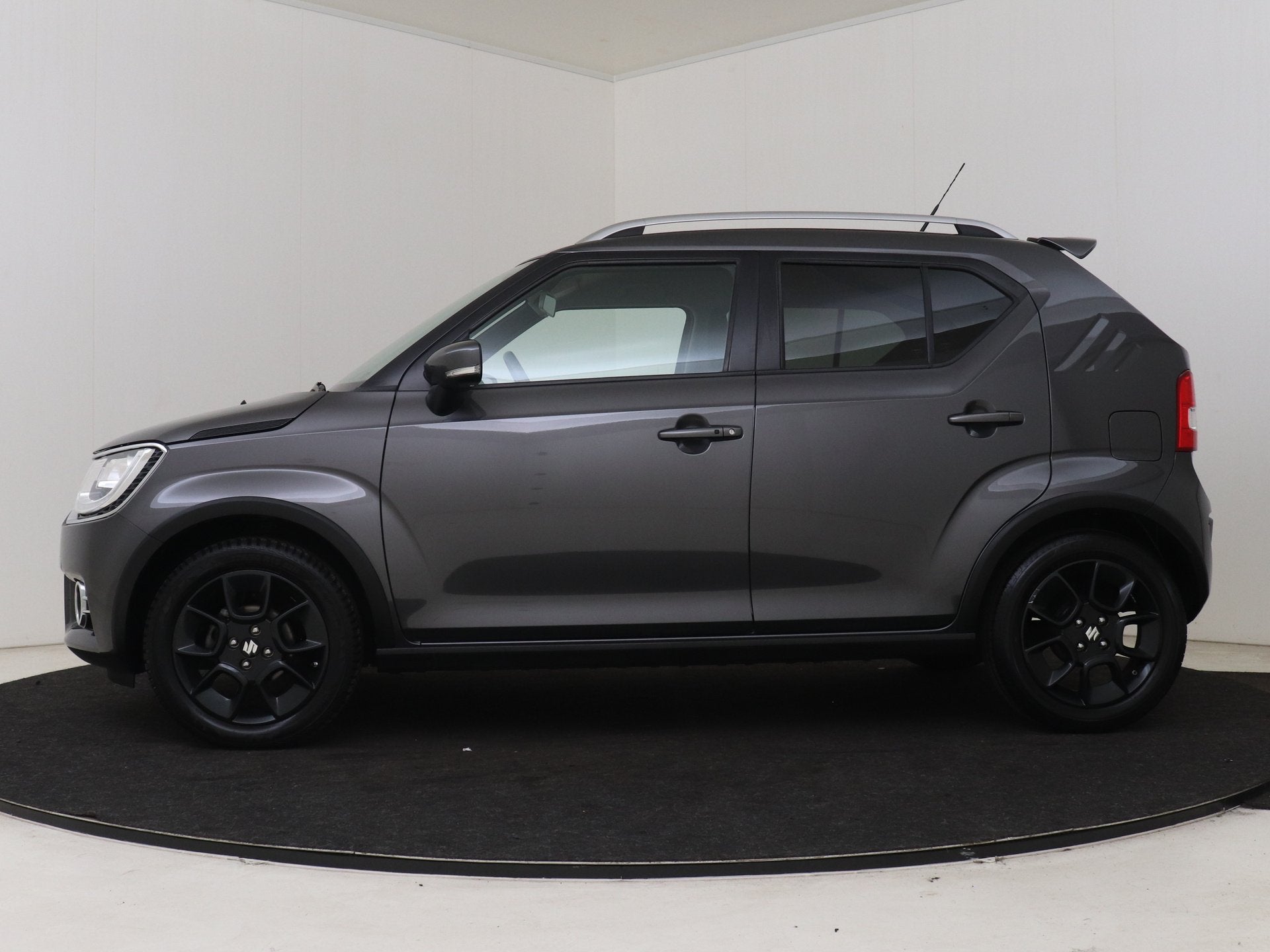 Suzuki Ignis 1.2 Stijl Smart Hybrid | NL dealeronderhouden |, Auto's, Voorwielaandrijving, Stof, Gebruikt, 4 cilinders