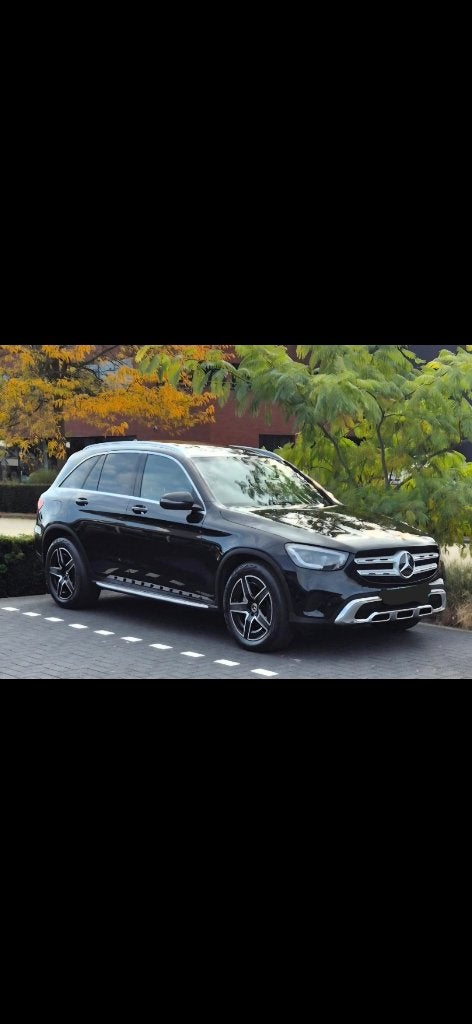 Mercedes-Benz GLC 300 258pk 4MATIC 9G-TRONIC Zwart, Auto's, Mercedes-Benz, Automaat, Zwart, 4 cilinders, Zwart