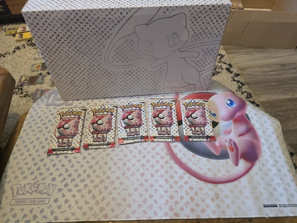 Foto 12 van Pokémon TCG: APEX-TCG Pokémon Mystery tins (30) + mini game