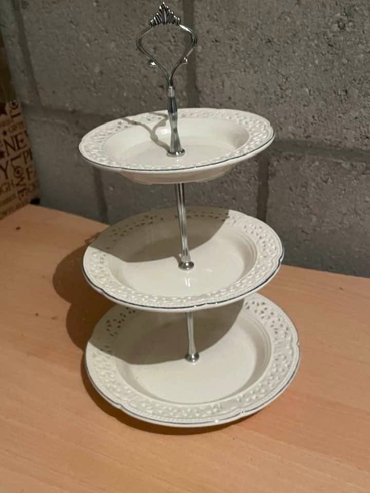 witte etagère 3 laags, Demontabel, Etagère, Ophalen of Verzenden, Zo goed als nieuw