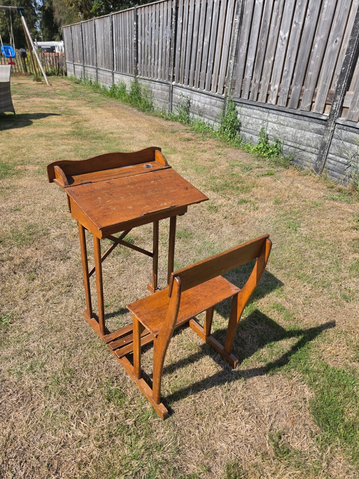 Vintage houten schoolbankje met origineel inktpotje, Ophalen