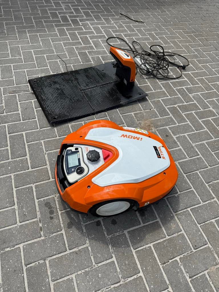 Stihl iMow RMI 632 PC Robotmaaier, Tuin en Terras, Robotmaaiers, Ophalen, Gebruikt