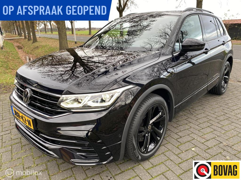 Volkswagen Tiguan 1.4 TSI eHybrid 3 x R-Line I Black Style I, Auto's, 1716 kg, Stof, Zwart, 4 cilinders