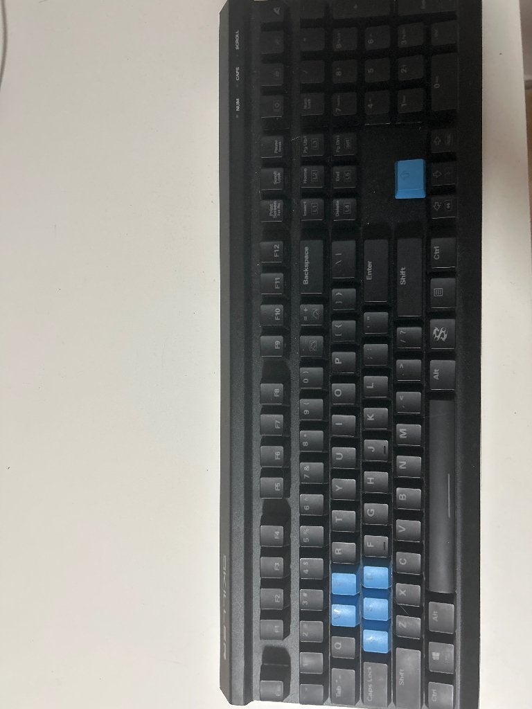 Keyboard sharkoon skiller sgk60, Ophalen, Sharkoon, Gaming toetsenbord, Zo goed als nieuw