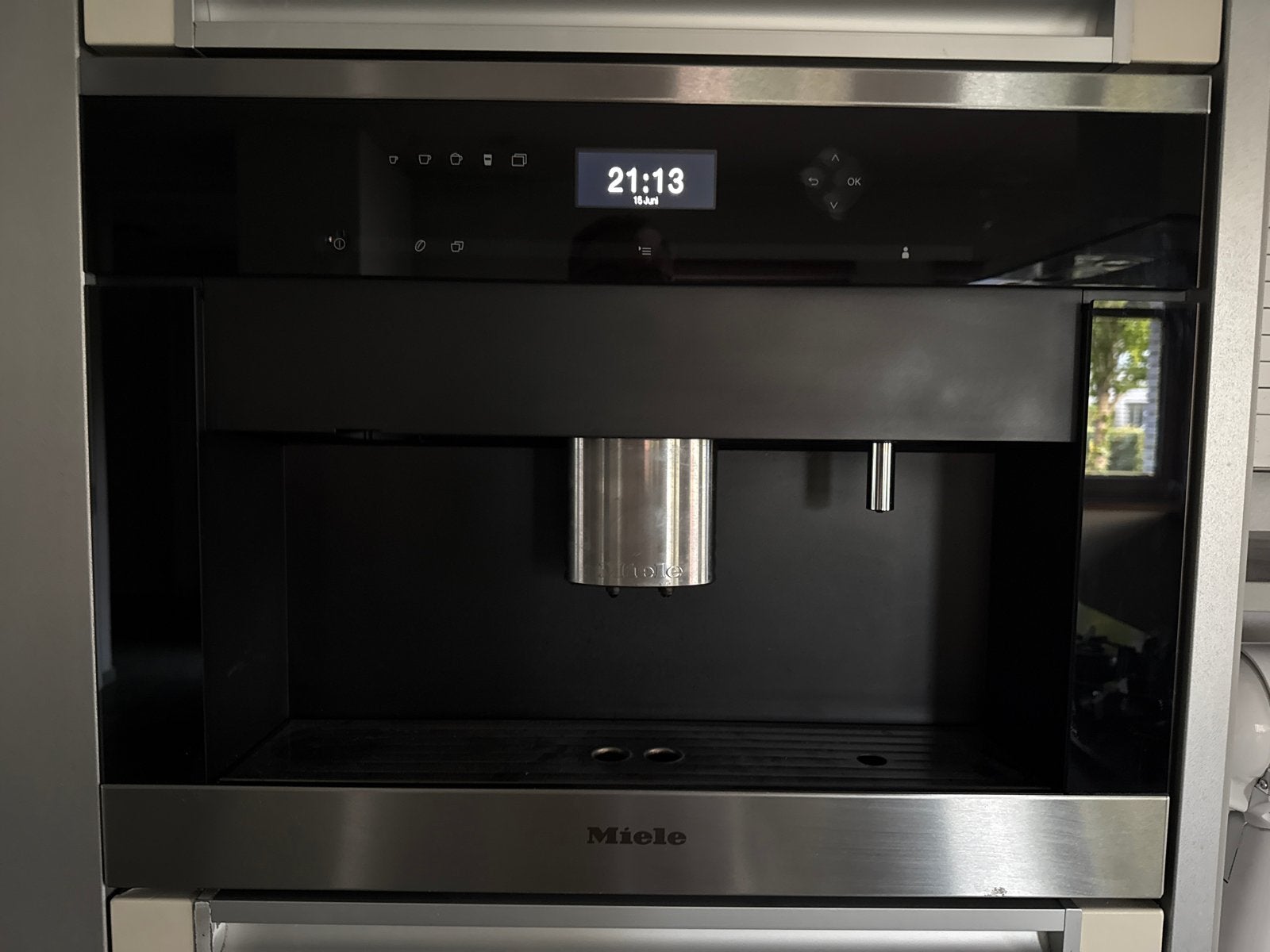 Miele CVA6401 Inbouw Koffiemachine, Witgoed en Apparatuur, Ophalen, Afneembaar waterreservoir, Gebruikt, Espresso apparaat