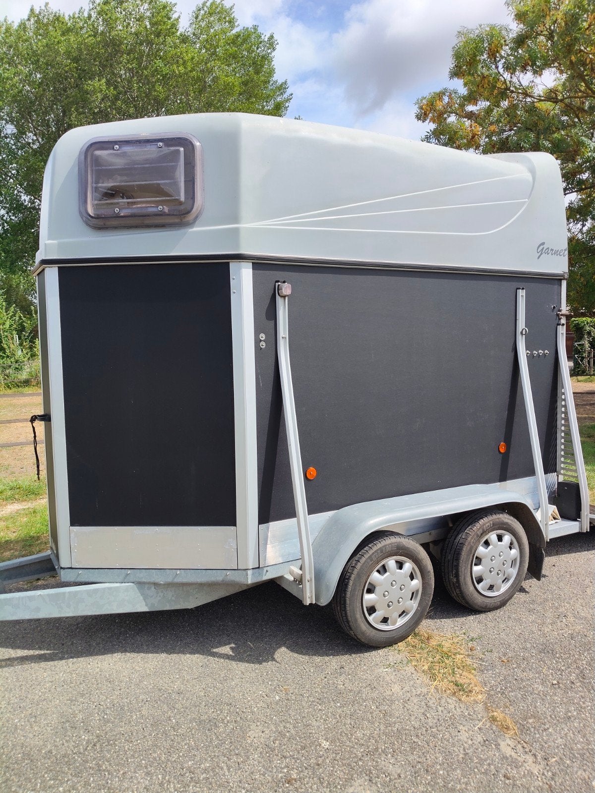 X-Trail 1,5-paards trailer (2011) – direct inzetbaar, Ophalen, Gebruikt, Overige materialen, 1½-paards trailer