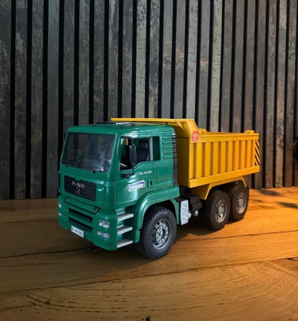 Bruder Man kiepwagen, Ophalen of Verzenden, Zo goed als nieuw