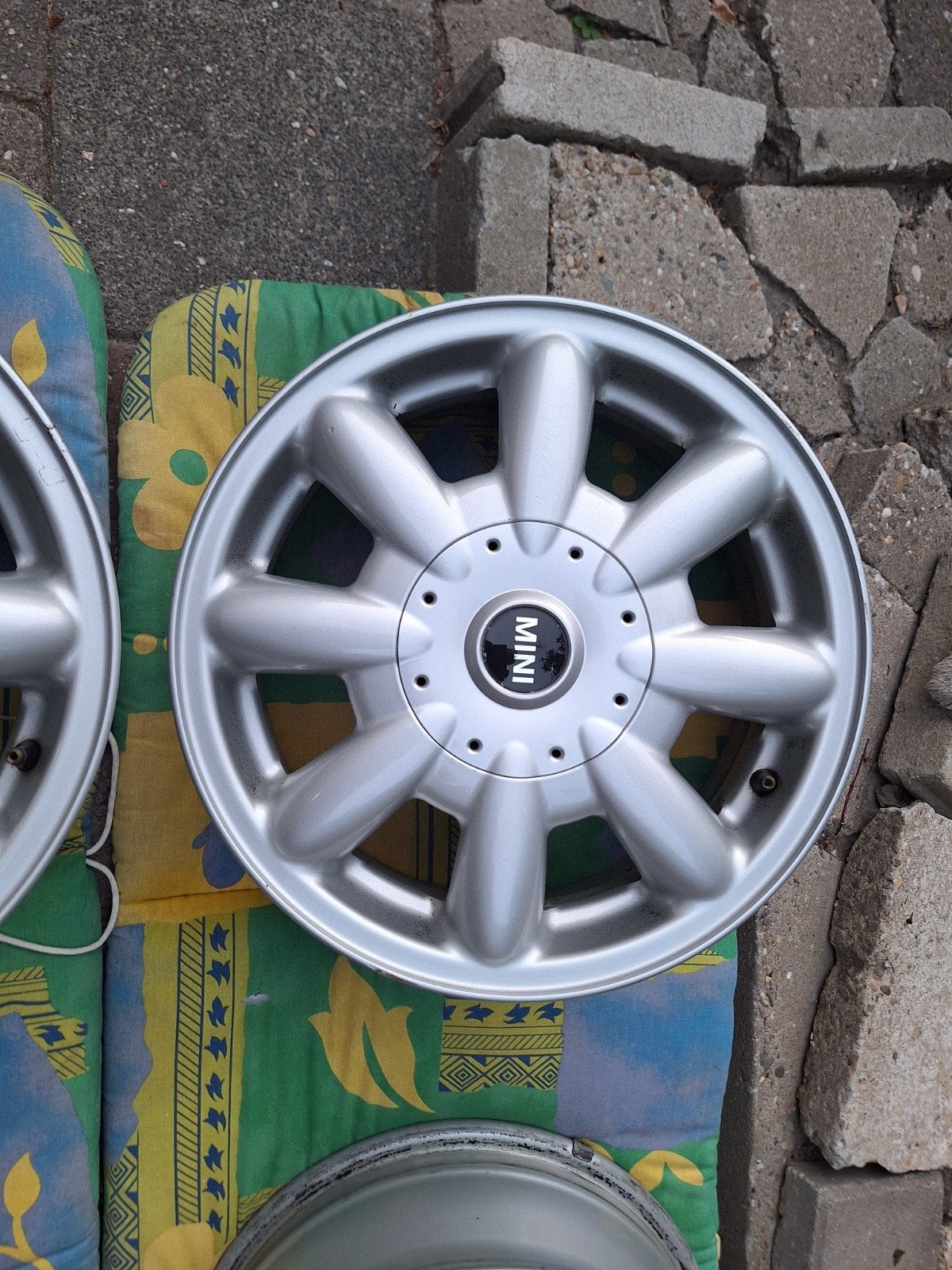 Mini One velgen 4x100 15 inch. 4 stuks geen randschade, Ophalen, Velg(en), 16 inch, 205 mm