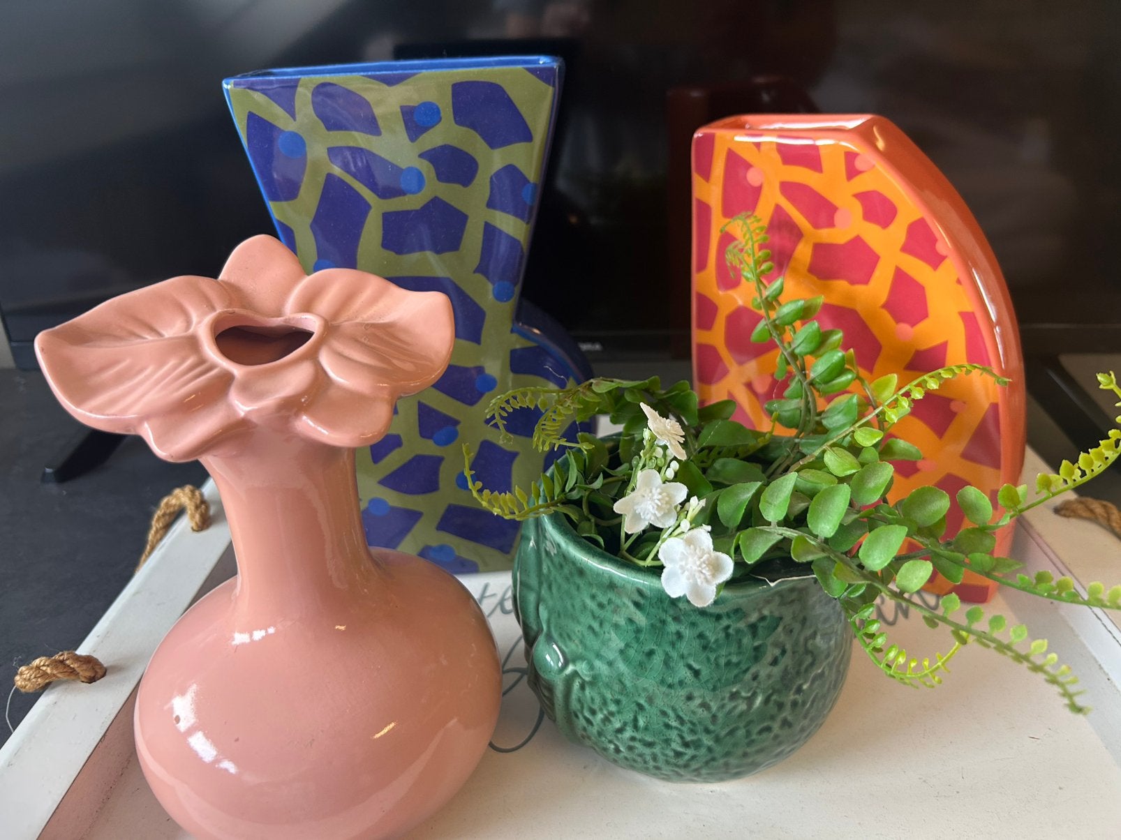Leuk setje 3  hippe vaasjes 1 bloempot, Huis en Inrichting, Woonaccessoires | Vazen, Ophalen of Verzenden, Zo goed als nieuw