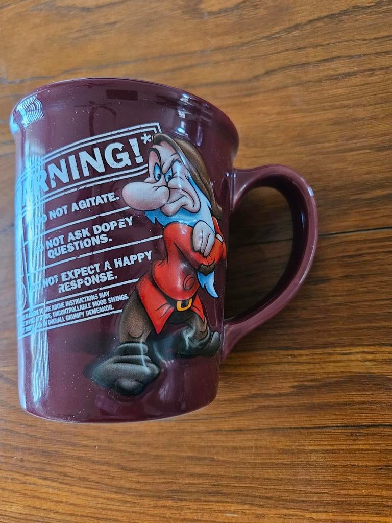 Nieuwe mok Disney Grumpy, Verzamelen, Ophalen of Verzenden, Nieuw, Servies