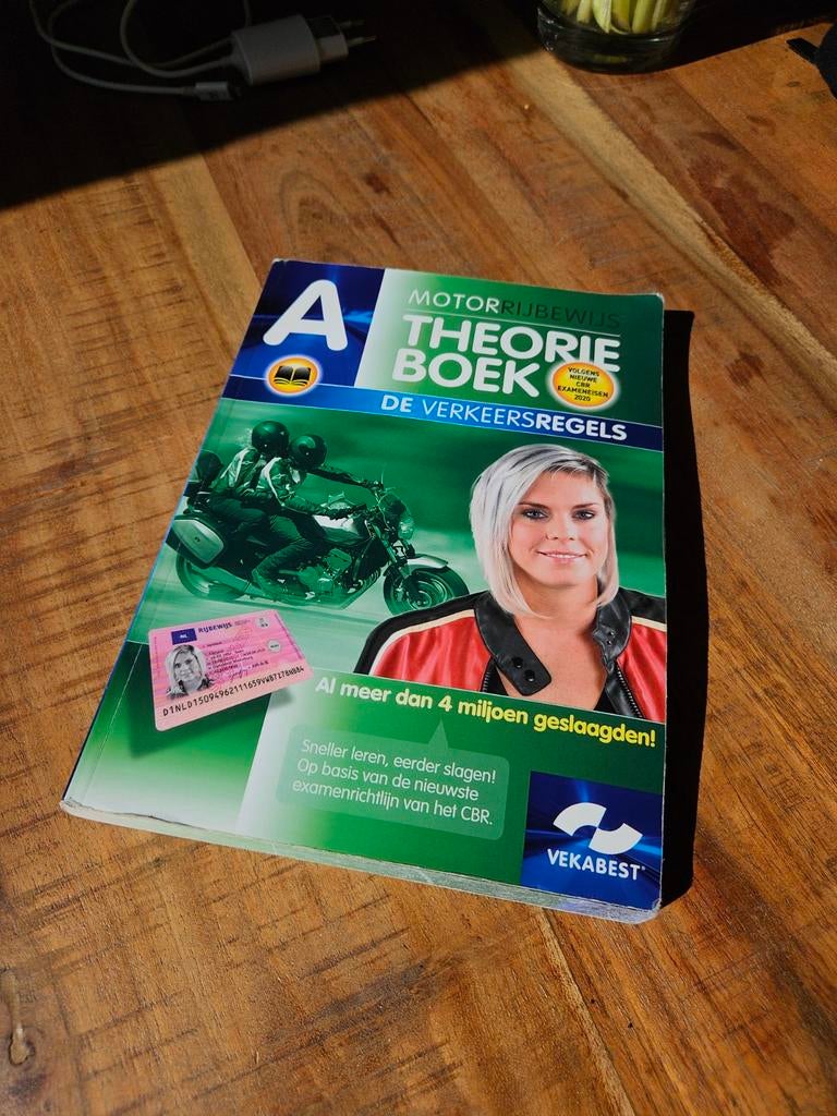 Theorieboek Motor, Boeken, Motoren, Ophalen, Gelezen, Vekabest, Algemeen