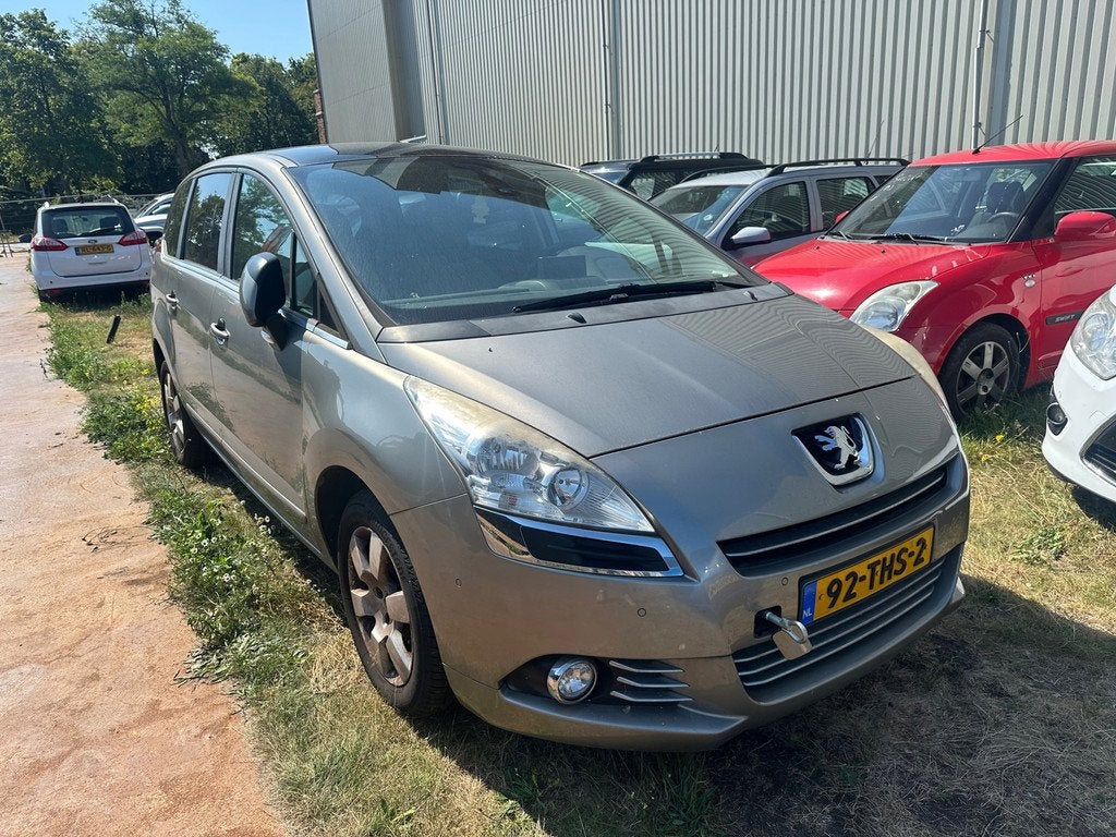 Peugeot 5008 1.6 THP Active 7 persoons motor kapot, Auto's, Peugeot, Voorwielaandrijving, Euro 5, Gebruikt, Bedrijf