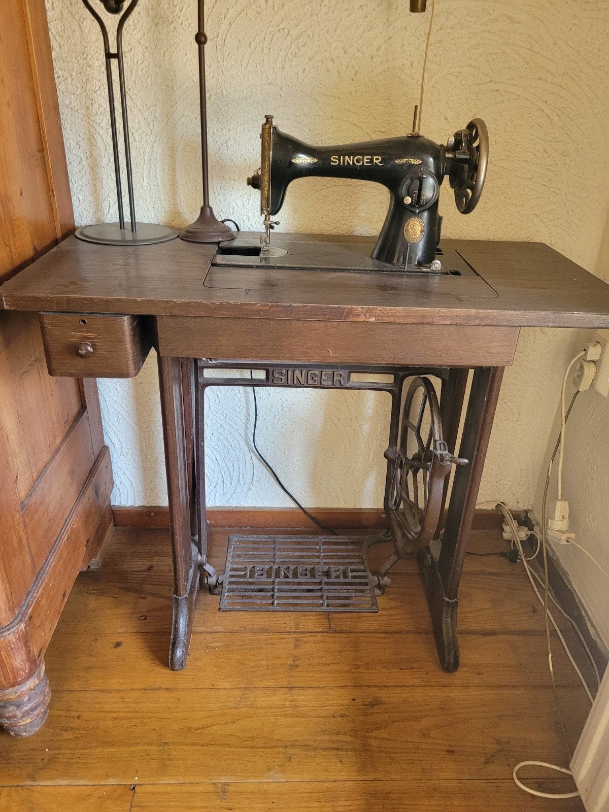 Vintage Singer Naaimachine (C-serie, ca. 1930) + A, Antiek en Kunst, Antiek | Naaimachines, Ophalen