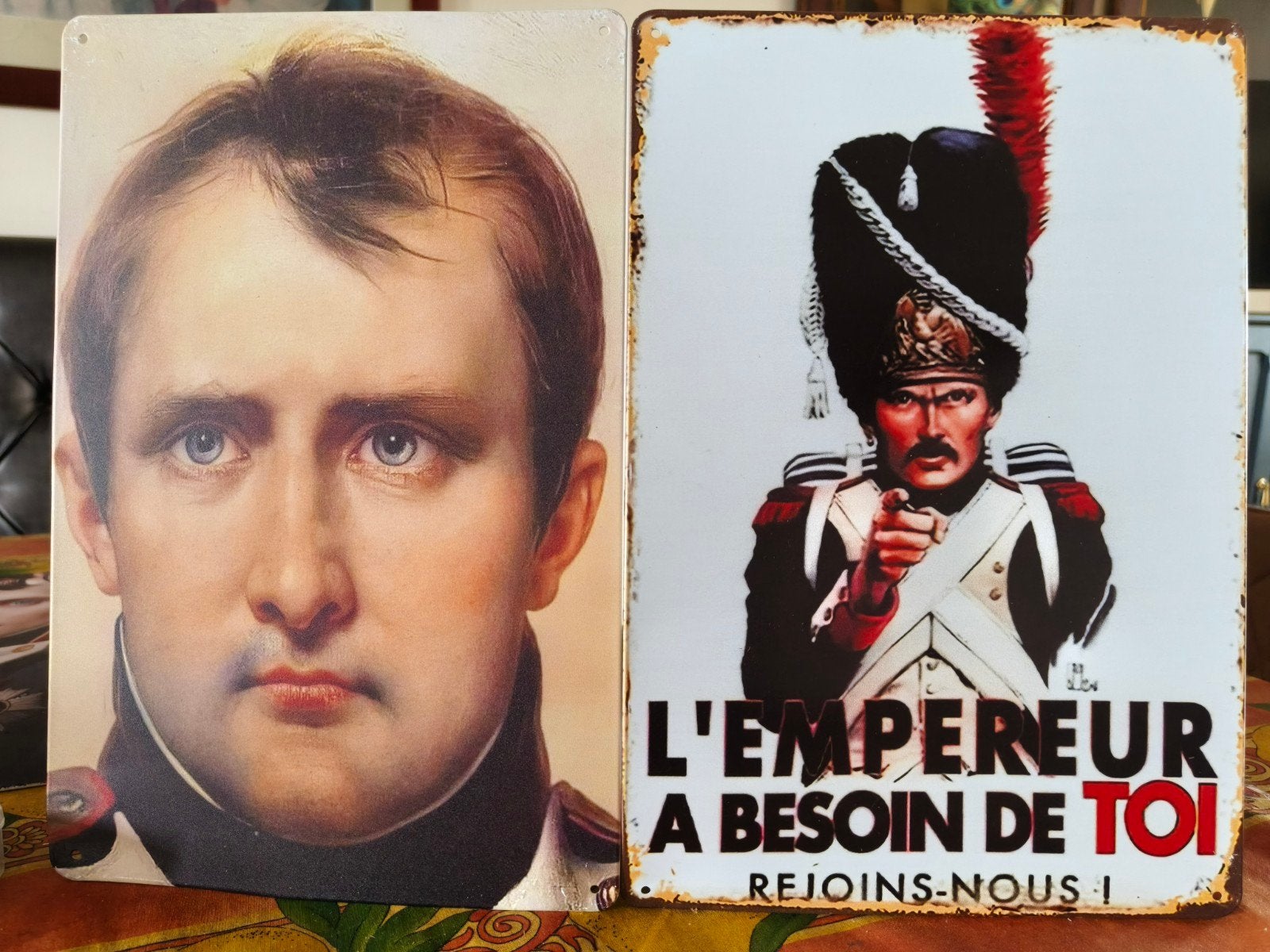 Twee metalen wandborden: Napoleon en Franse soldaat, Ophalen of Verzenden, Landmacht