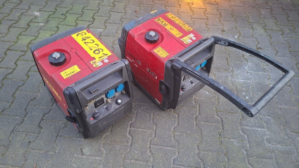 2x Honda EU30i Aggregaat generator inverter., Ophalen, Benzine, ., Zo goed als nieuw