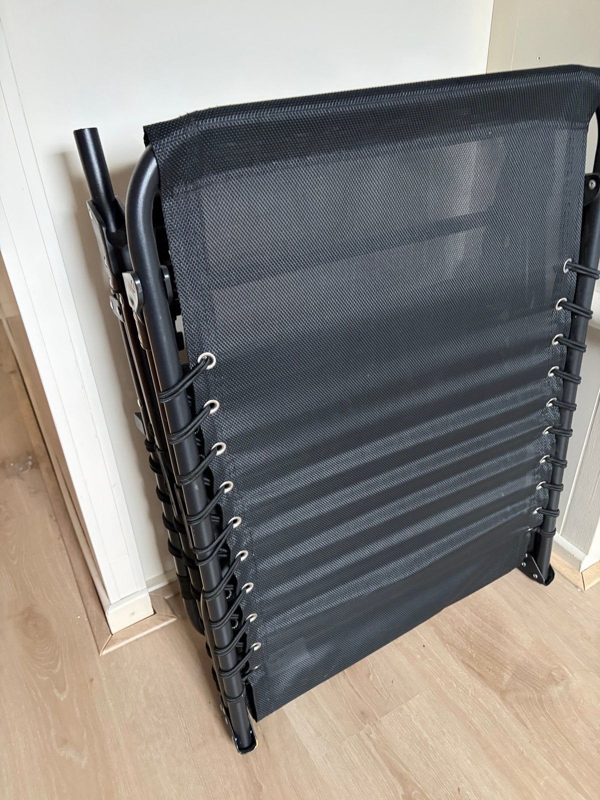 Stretcher voor tuin, balkon of logeetje - 1x gebruikt, Tuin en Terras, Ophalen, Zo goed als nieuw, Metaal, Inklapbaar