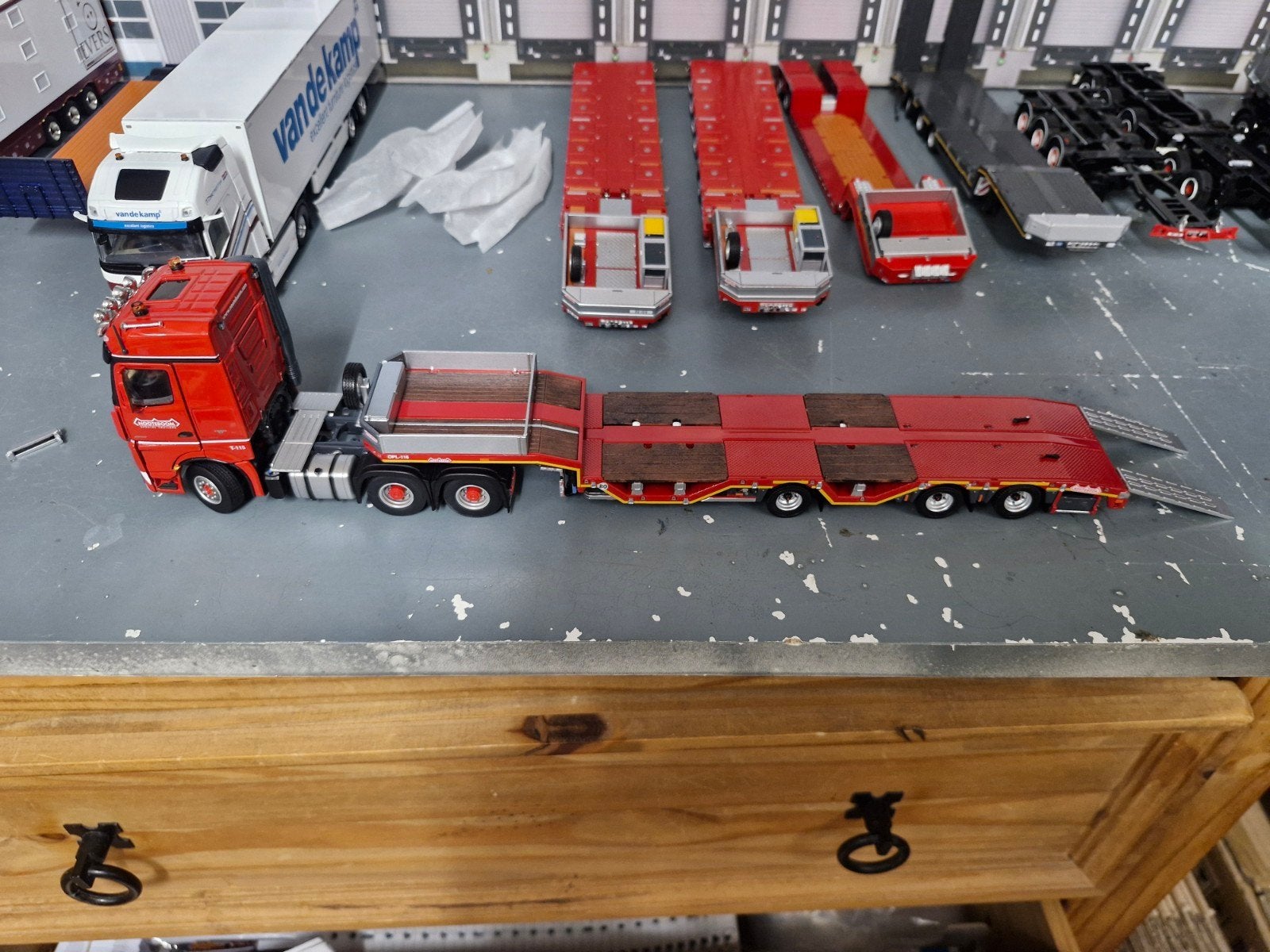 Mercedes actros nooteboom + multitrailer, Ophalen of Verzenden, Zo goed als nieuw, Bus of Vrachtwagen