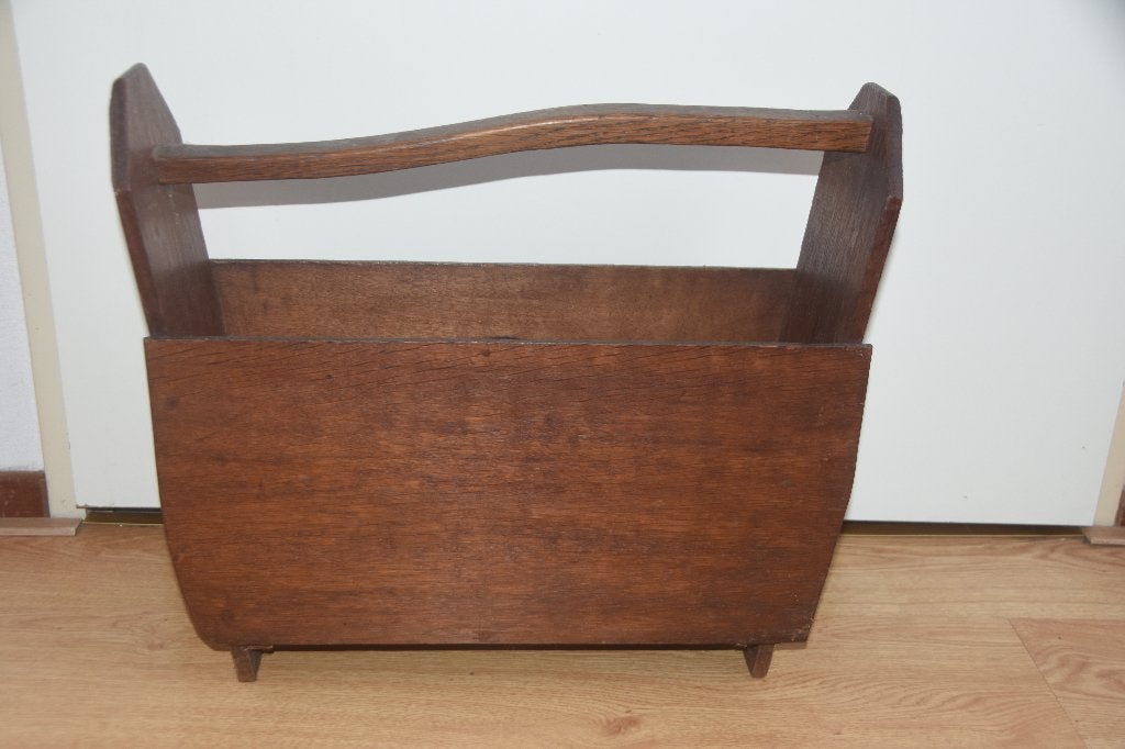 Mooie oude houten krantenbak lectuurbak tijdschriftenrek, Verzenden