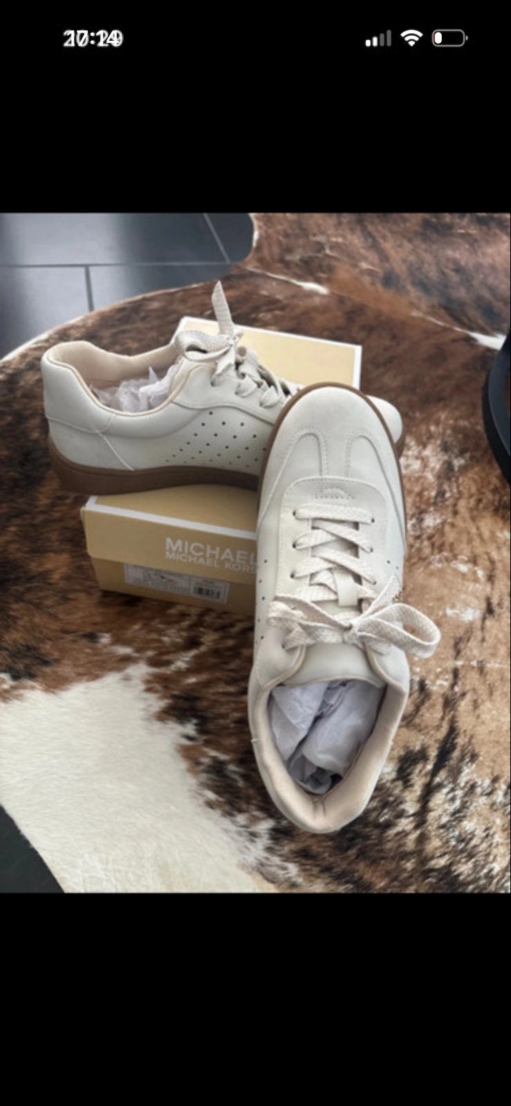 Michael Kors sneakers creme kleurig maat 36, Ophalen of Verzenden, Zo goed als nieuw, Beige, Sneakers of Gympen