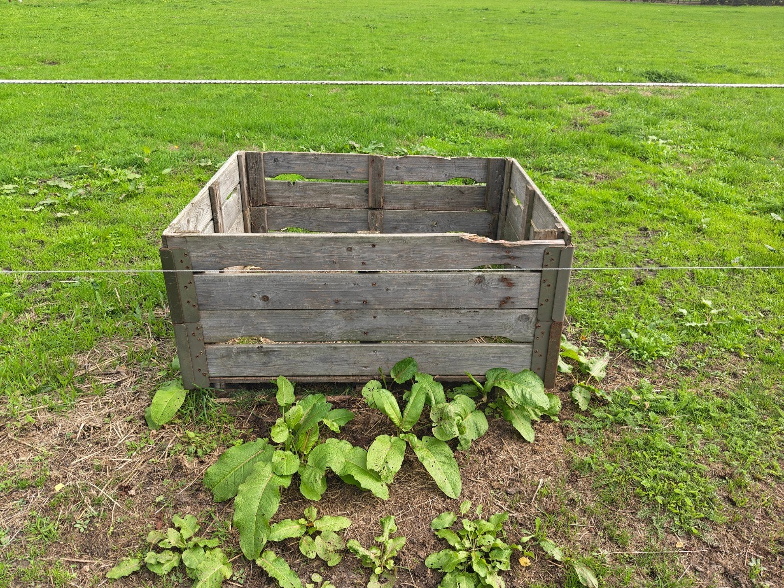 Hooibak / palletbox / slowfeeder 2st, Dieren en Toebehoren, Ophalen, Gebruikt