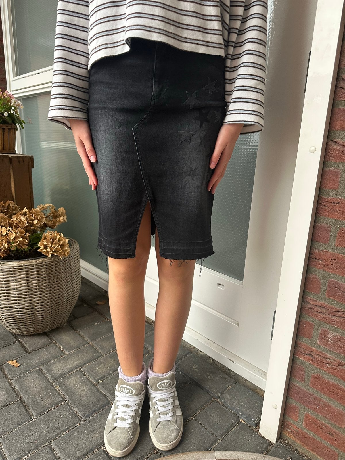 Marc Cain spijkerrok met sterrenprint, Zwart, Ophalen of Verzenden, Knielengte, Maat 36 (S)