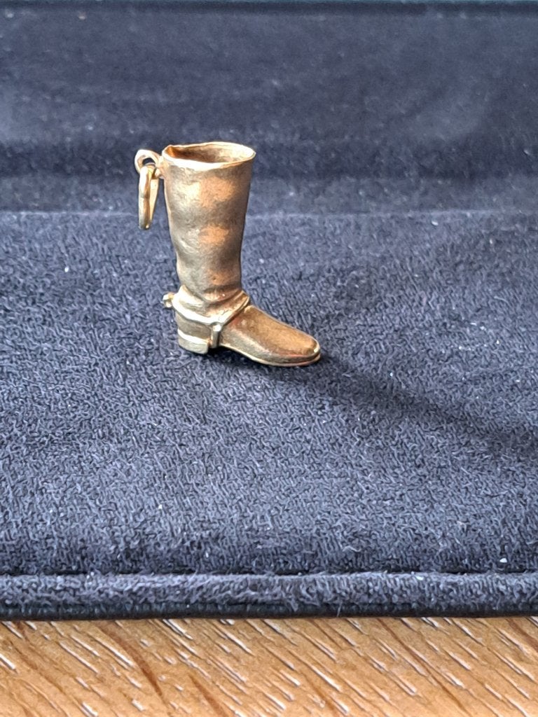 Gouden 14 karaat (585) hanger/bedel z.g.a.n. 2cm !, Overige voorstellingen, Ophalen of Verzenden, Zo goed als nieuw, Goud