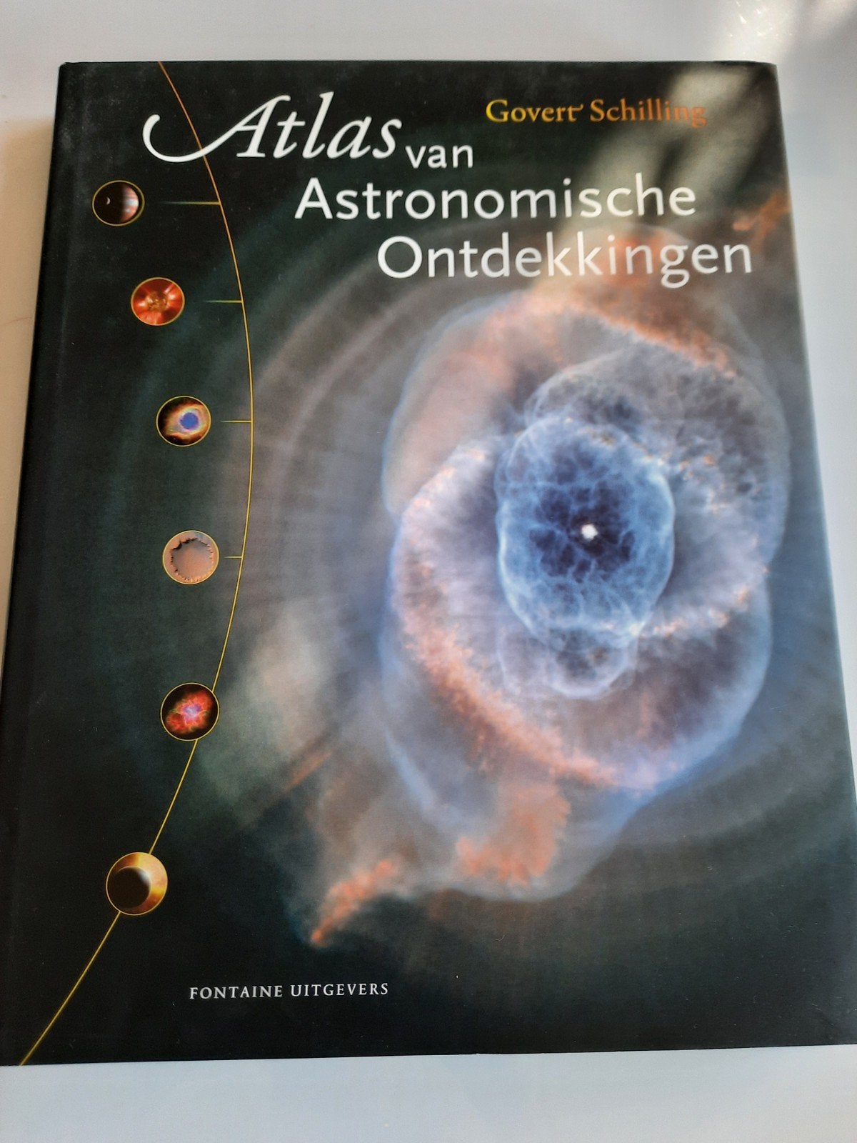 Een schitterend boek:Atlas van ASTRONOMISCHE ONTDEKKINGEN, Ophalen of Verzenden, Zo goed als nieuw