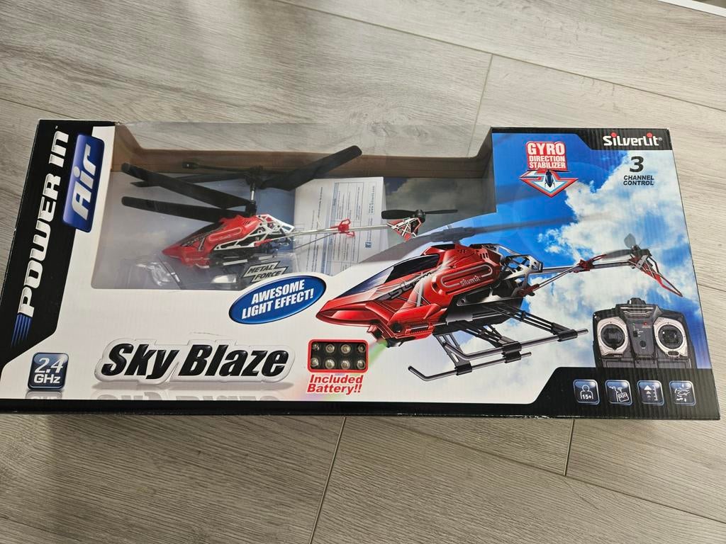 Silverlit Sky Blaze, Hobby en Vrije tijd, Ophalen of Verzenden, Zo goed als nieuw, Helikopter