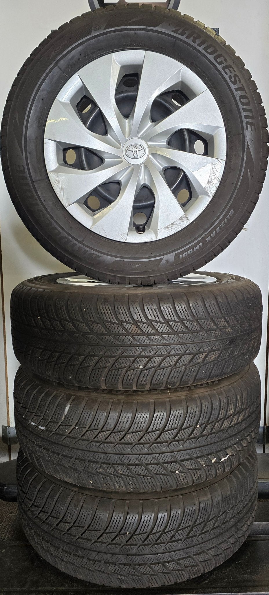 16 inch stalen winterset voor een Toyota Yaris Cross (13), Gebruikt, -, Banden en Velgen, -