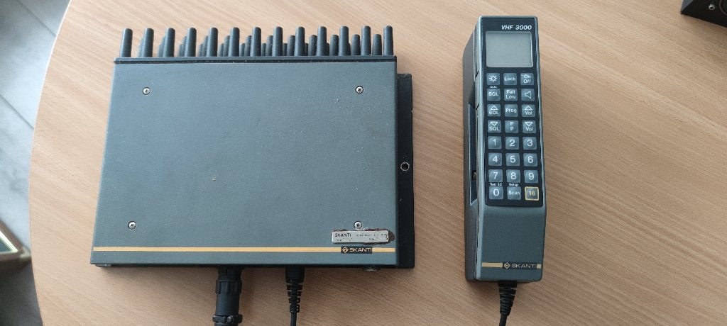 Skanti VHF 3000 Marifoon met handset, Ophalen, Zo goed als nieuw, Communicatie