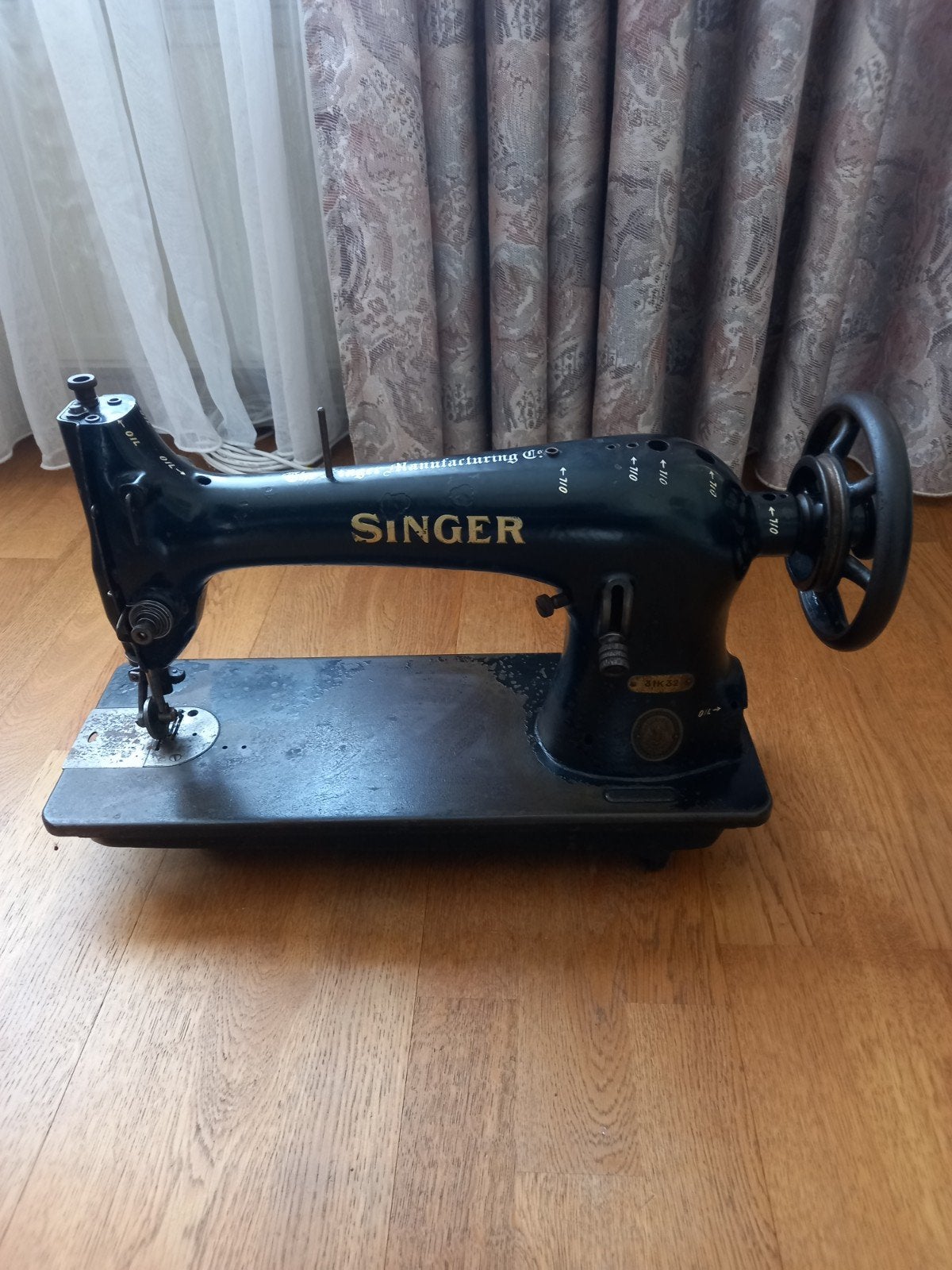 Singer Naaimachine., Ophalen