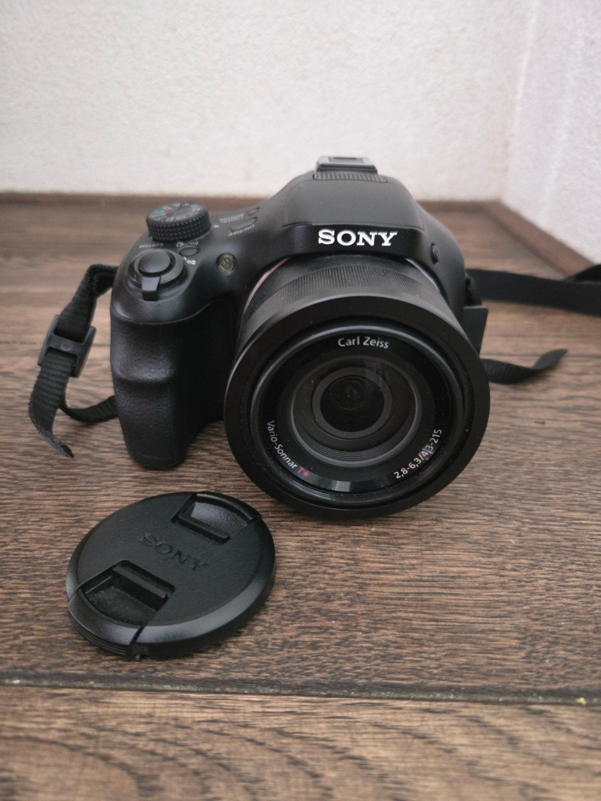 Sony Cyber-shot DSC-HX400V - Compactcamera met Zeiss lens, Audio, Tv en Foto, Fotocamera's Digitaal, Ophalen of Verzenden, Sony