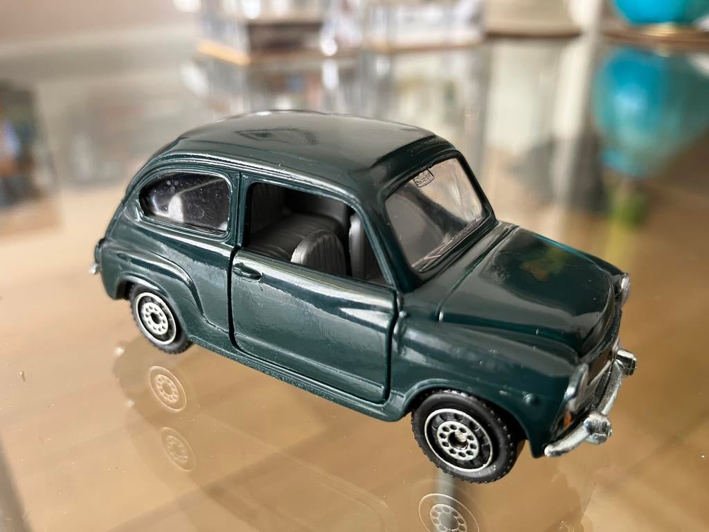 Guisval 60201 Seat Fiat 600 1/43, Verzenden, Zo goed als nieuw, Auto, Overige merken