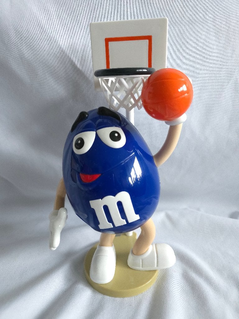 Mars vintage Blue M&M Sport dispenser basketball player, Ophalen of Verzenden, Zo goed als nieuw, Gebruiksvoorwerp