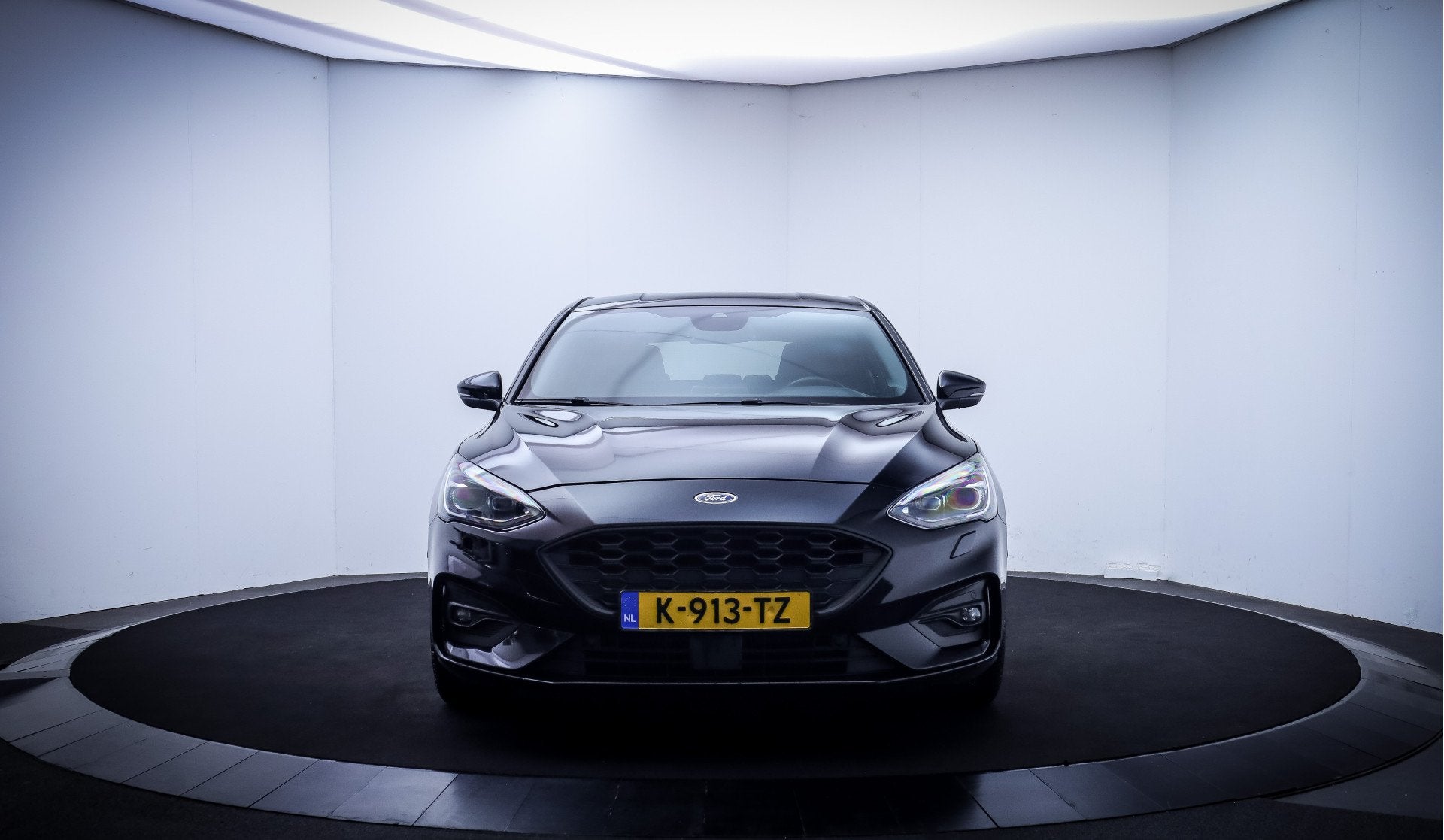 Ford Focus 1.5 150Pk Aut. ST Line Business STUUR+STOELVERW., 1304 kg, Stof, Zwart, Bedrijf