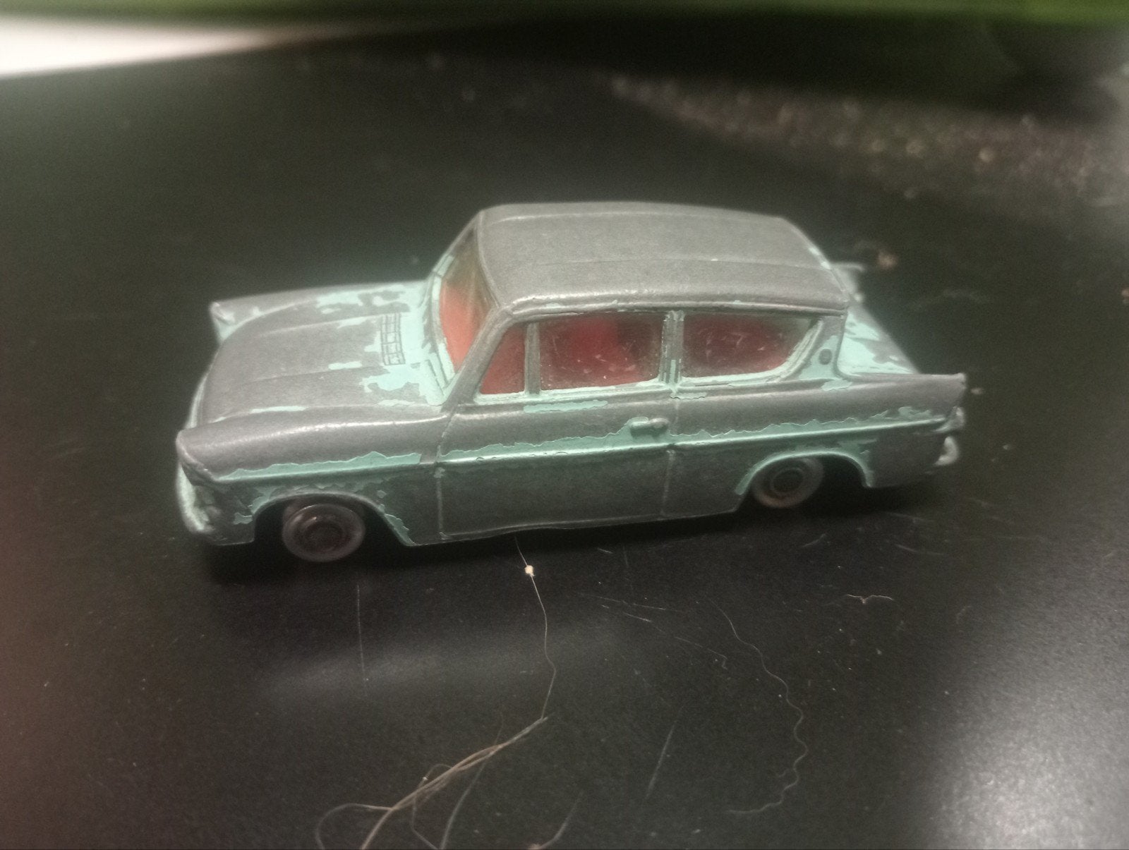 Ford Anglia dinky toys, Ophalen of Verzenden, Gebruikt, Auto, Dinky Toys