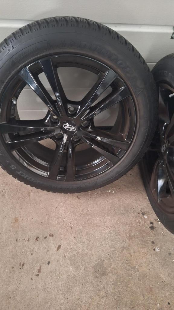 Dunlop winterbanden met Borbet Velgen 215-50-R17 95V, Ophalen, 215 mm, Banden en Velgen, Nieuw