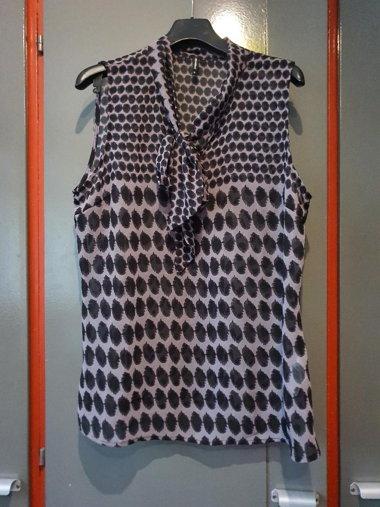 Peppercorn Top met Strikdetail – XL (42) –, Paars, Maat 42/44 (L), Ophalen of Verzenden, Zo goed als nieuw