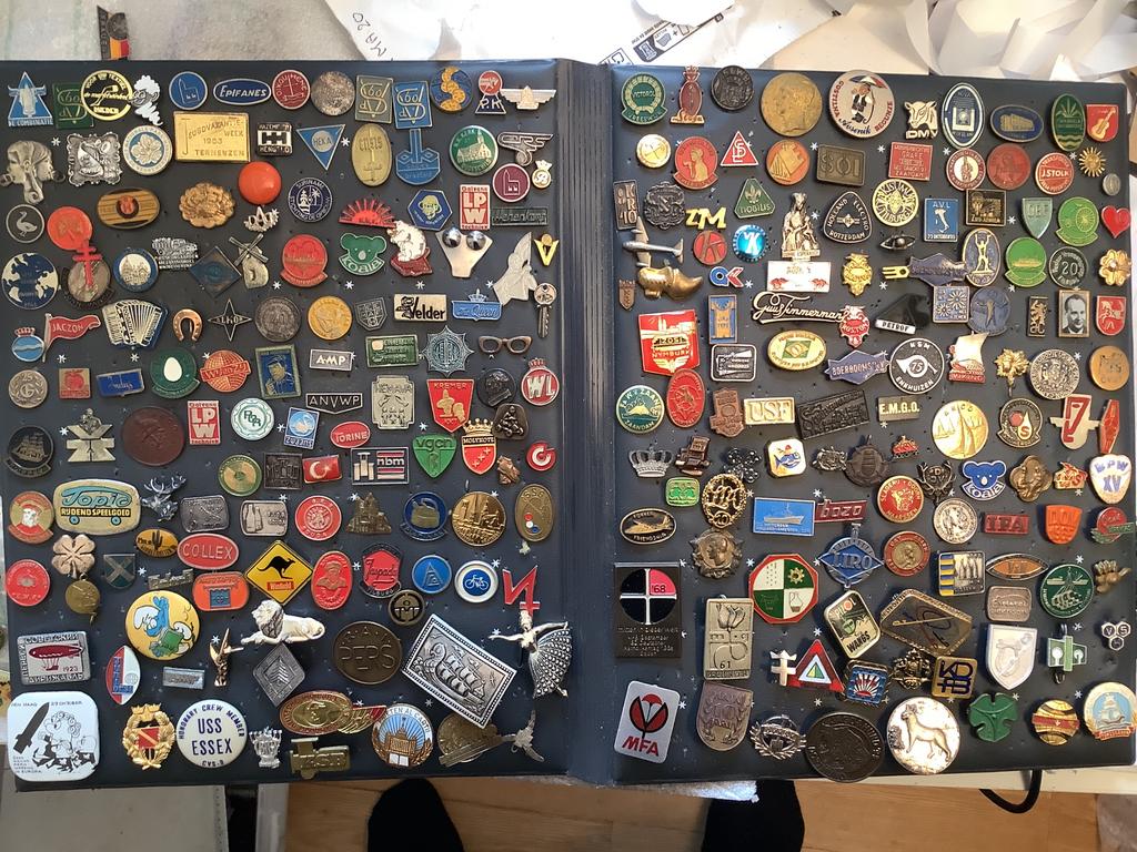 Metalen speldjes 4, Verzamelen, Speldjes, Pins en Buttons, Ophalen of Verzenden, Gebruikt, Overige onderwerpen