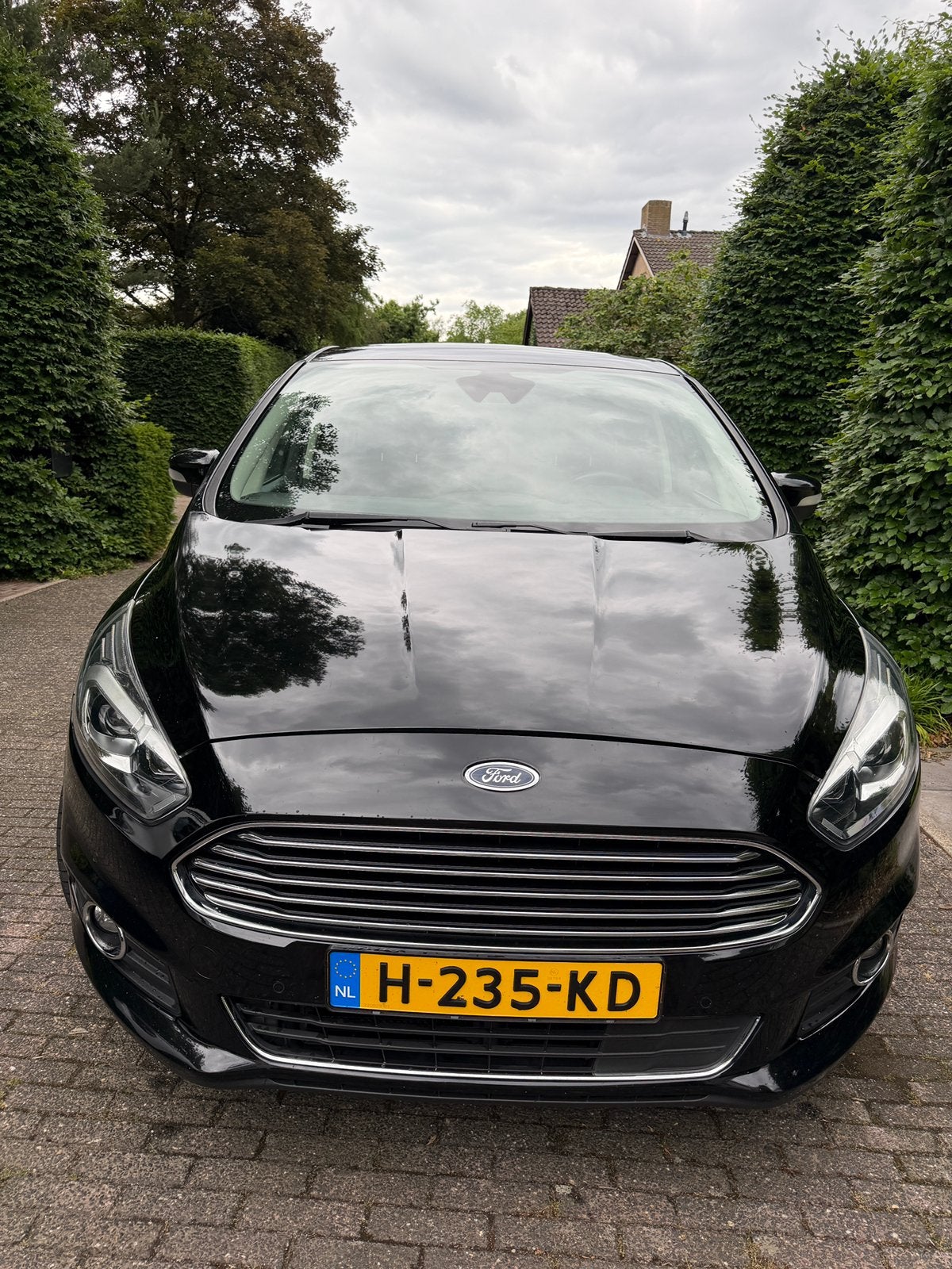 Ford S-Max full options, zwart metallic, leer etc, Auto's, Ford, Dealer onderhouden, 1800 kg, Zwart, 4 cilinders