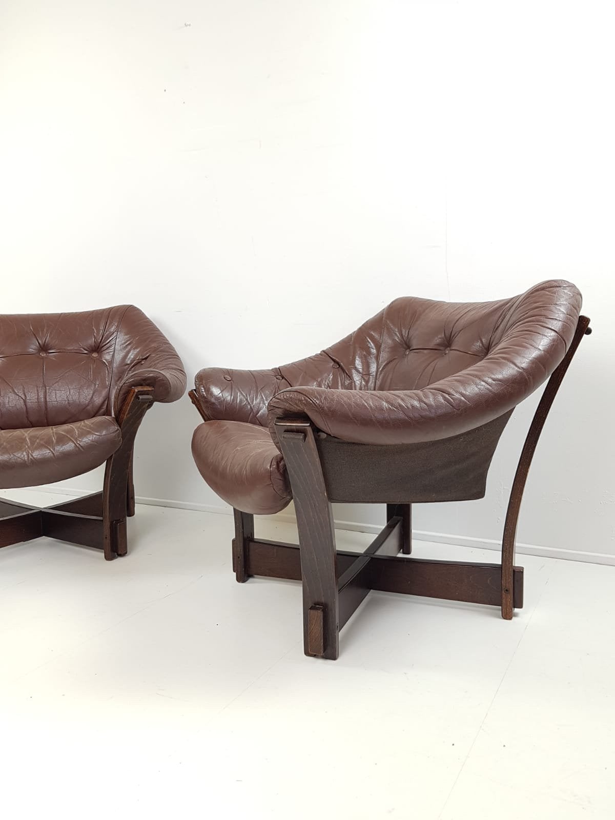 Vintage brutalist armchairs | leather brown SETPRIJS, Ophalen of Verzenden, Gebruikt, 75 tot 100 cm, 50 tot 75 cm