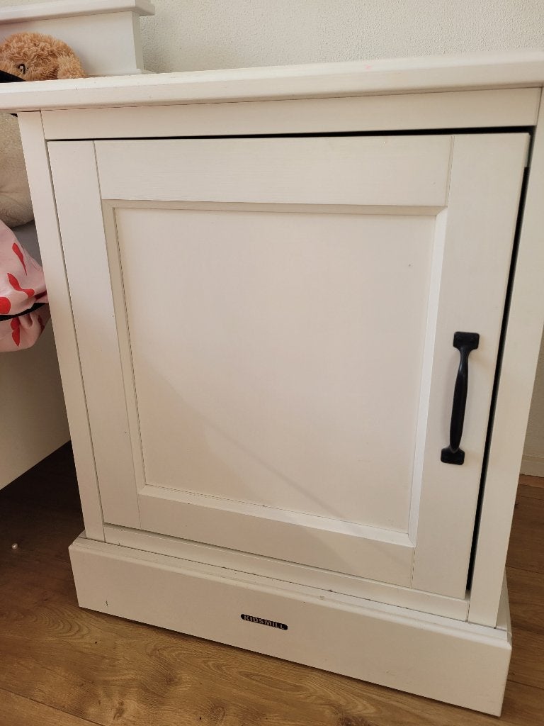 Nachtkastje, Huis en Inrichting, Ophalen, Zo goed als nieuw, Minder dan 45 cm, 55 tot 70 cm