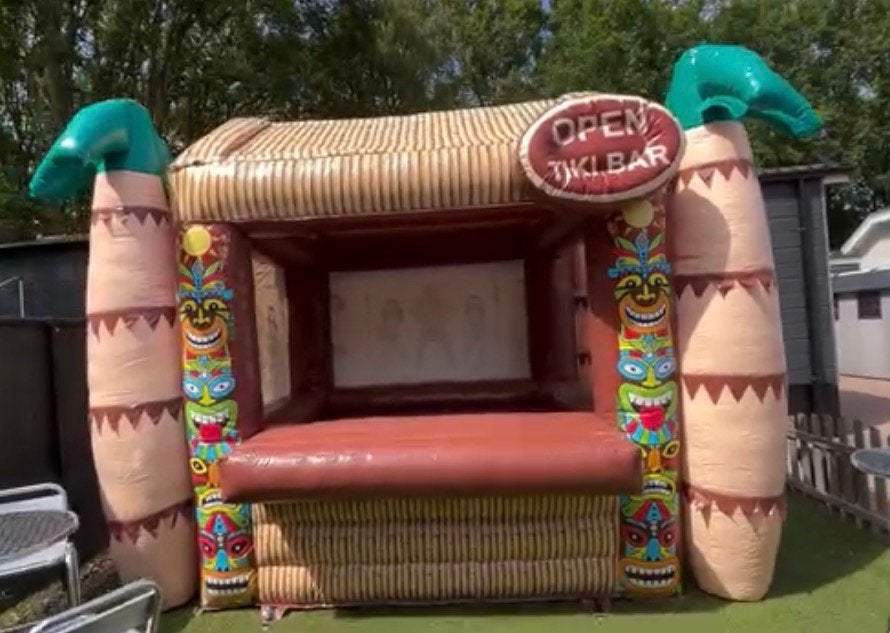Opblaasbare tiki bar, Ophalen, Zo goed als nieuw, Verjaardag