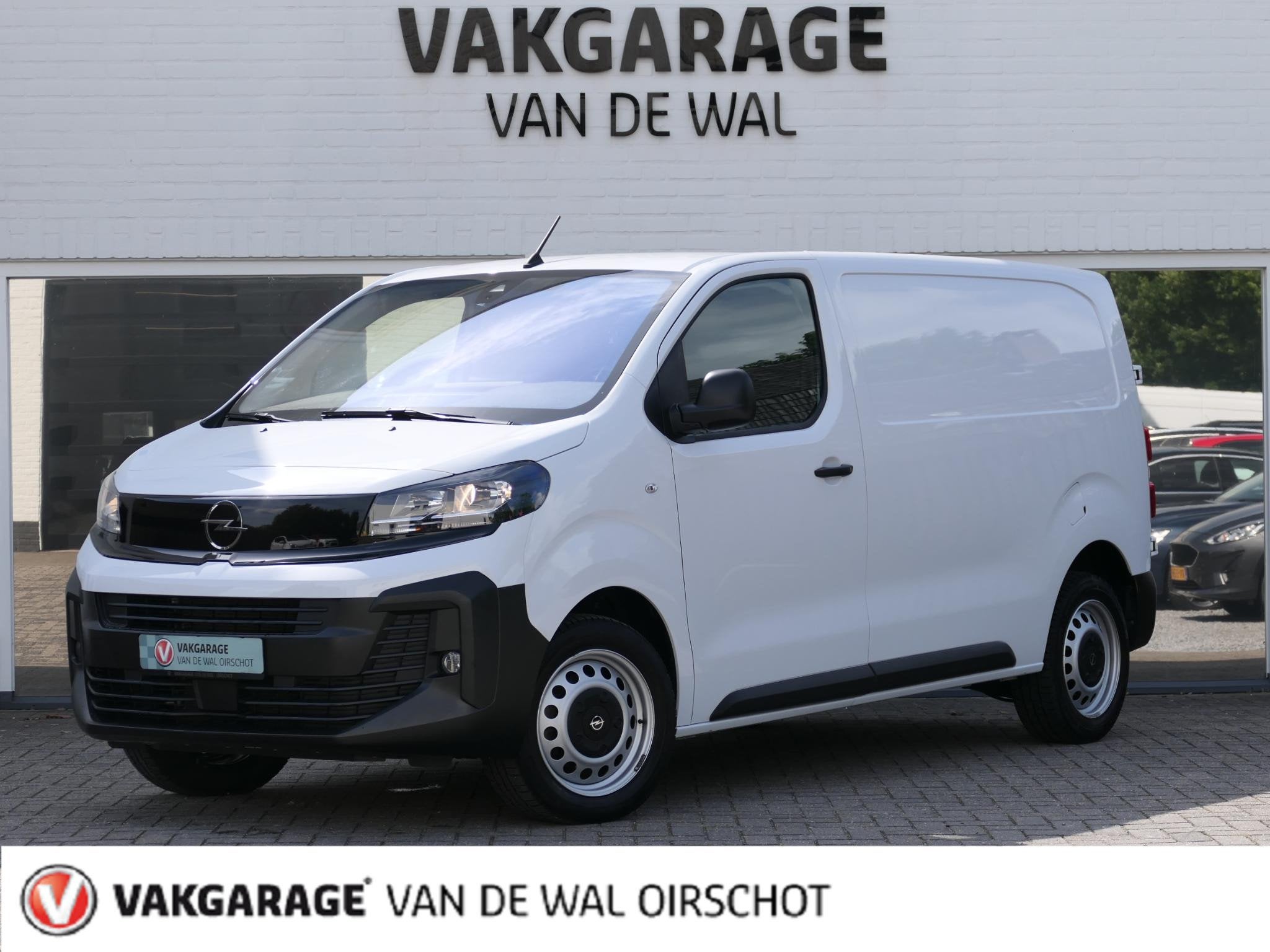 Opel Vivaro 2.0 Diesel 145 L2 | 10" scherm | Apple-/Android, Stof, Gebruikt, Euro 6, 2500 kg