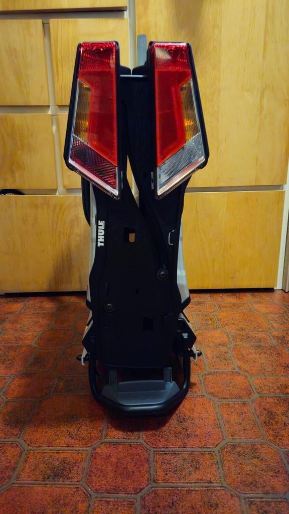Thule EasyFold XT 2 Fietsendrager - Z.G.A.N. & Ongebruikt, Auto diversen, Fietsendragers, Ophalen of Verzenden