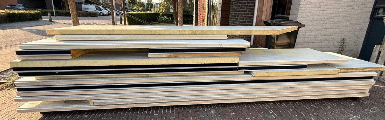 Partij gebruikte sandwichpanelen, Doe-het-zelf en Verbouw, Platen en Panelen, Ophalen, Gebruikt, Overige materialen, 50 tot 100 mm