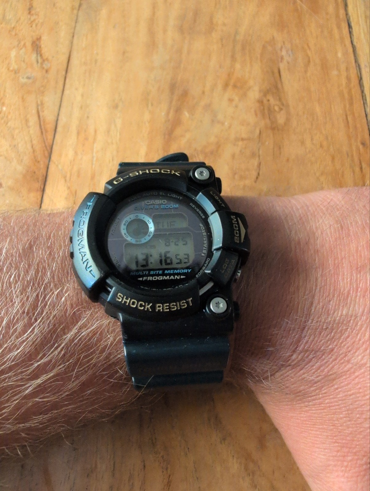 Casio G-Shock Frogman (Tripple Crown of surfing)GW-200TC, Sieraden, Tassen en Uiterlijk, Horloges | Heren, Verzenden, Kunststof